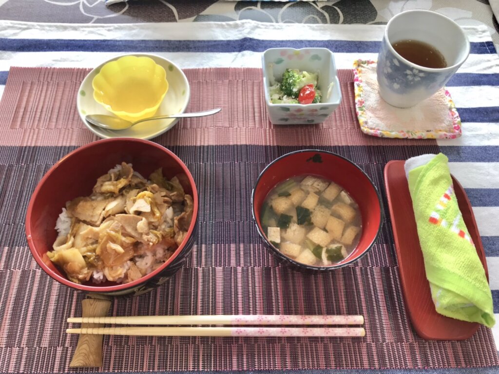 鹿児島 デイサービス スター倶楽部　豚キムチ丼