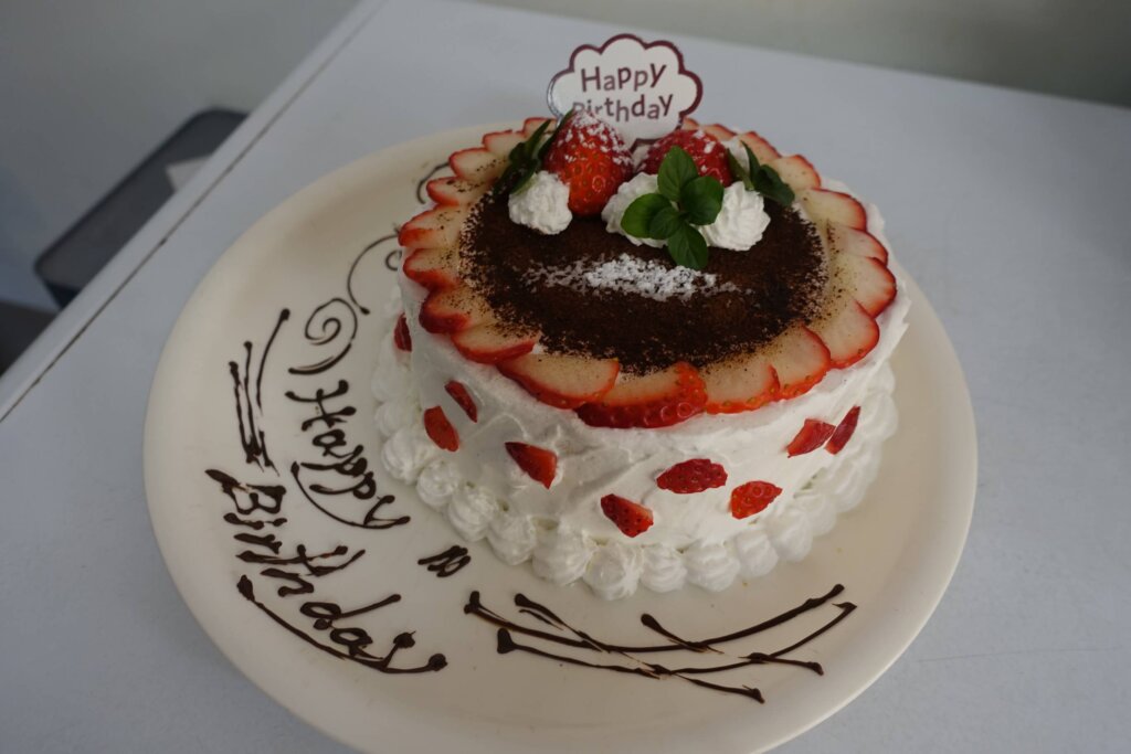 鹿児島スター俱楽部　誕生日会　ケーキ