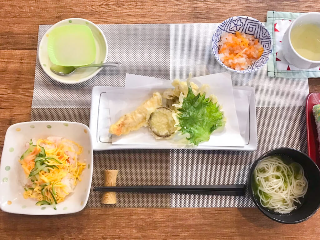 デイサービス 手作り 昼食 スター倶楽部 鹿児島 天ぷら定食