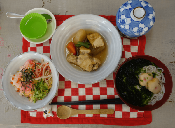 鹿児島デイサービス　誕生日　昼食