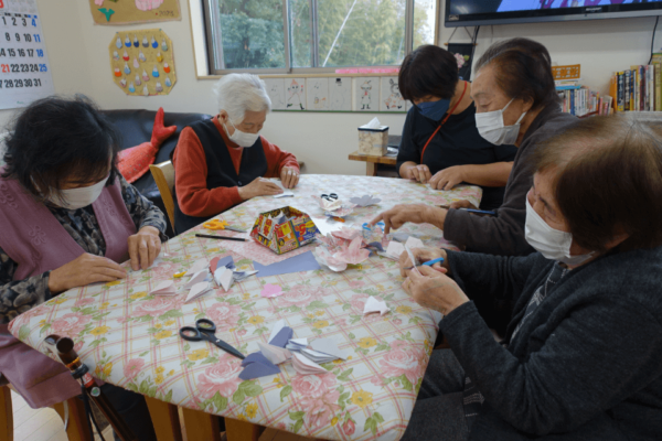 鹿児島ディサービス　創作活動　桜