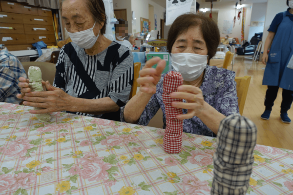 鹿児島ディサービス　お手玉　活動