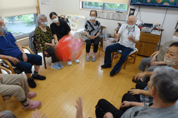 鹿児島ディサービス　体操　活動