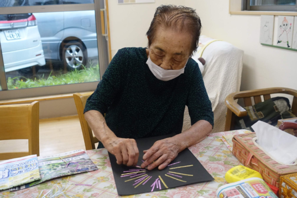 鹿児島ディサービス　創作活動　花火