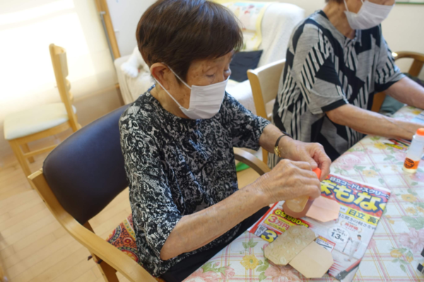 鹿児島　デイサービス　創作活動　どんぐり