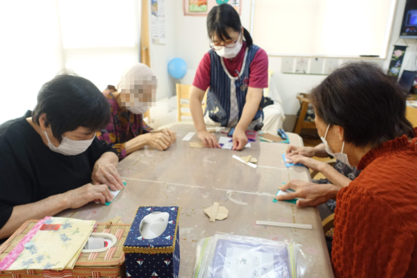 鹿児島ディサービス　創作活動　案山子