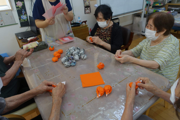 鹿児島ディサービス　創作活動　果物