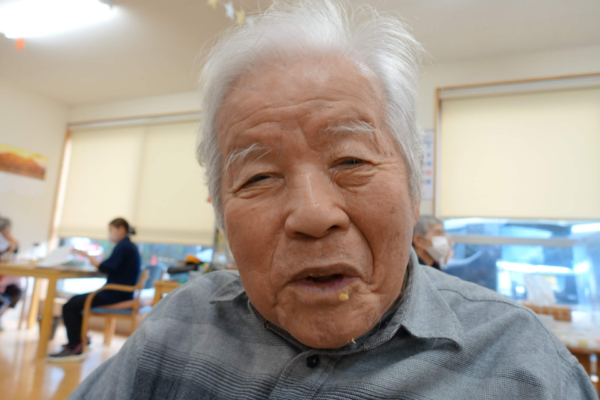 鹿児島ディサービス　おやつ作り　チョコパイ