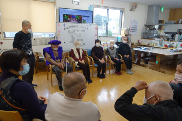 鹿児島ディサービス　お誕生日会　沢山