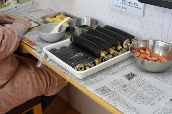 鹿児島　デイサービス　節分　豆撒き　恵方巻