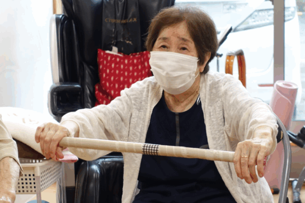 鹿児島ディサービス　棒体操　レク