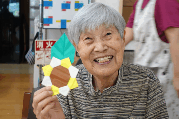 鹿児島デイサービス　創作活動　ひまわり