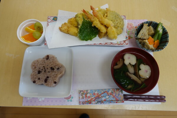 鹿児島　デイサービス　敬老　手作り　昼食