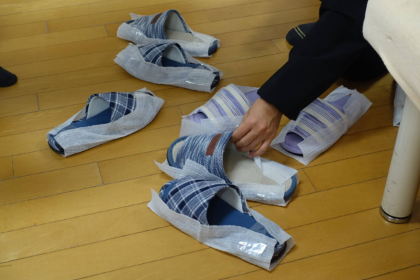 鹿児島デイサービス ワックス 床