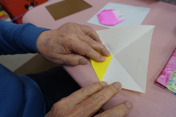 鹿児島 デイサービス 創作活動 チューリップ