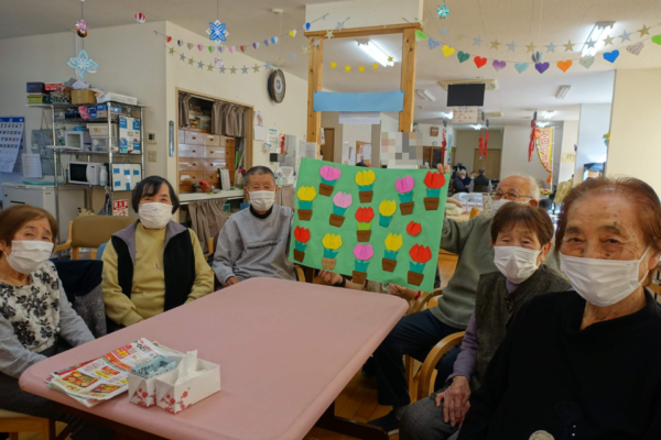 鹿児島ディサービス 創作活動 チューリップ
