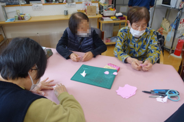 鹿児島ディサービス　創作活動　桜