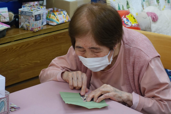 鹿児島ディサービス　創作活動　箸入れ