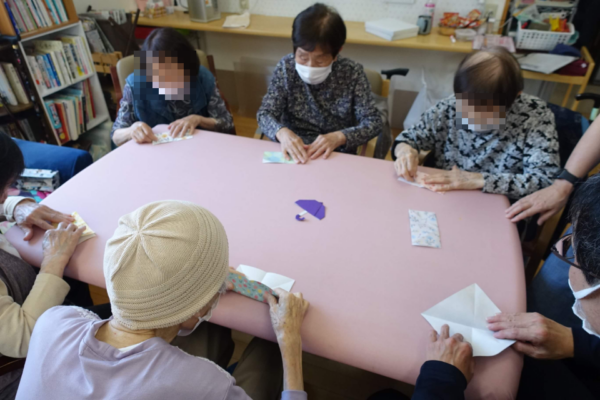 鹿児島ディサービス　創作活動　傘