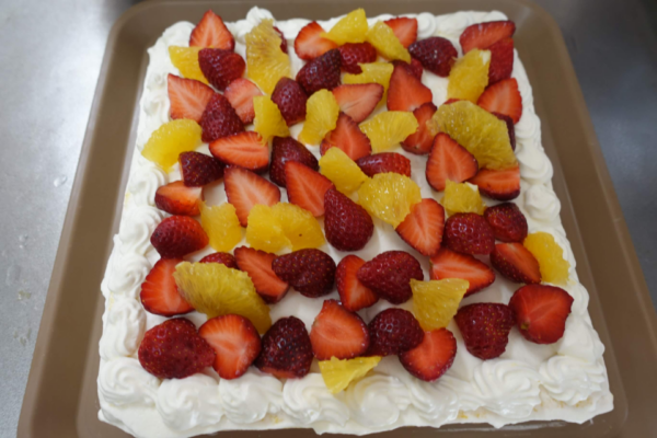 鹿児島ディサービス 誕生日会 手作りケーキ