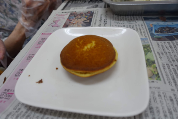 鹿児島ディサービス　おやつ作り　どら焼き