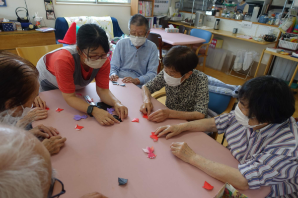 鹿児島ディサービス　創作活動　金魚