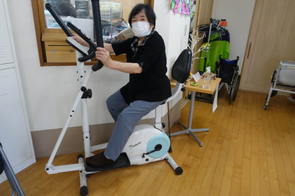 鹿児島ディサービス　マシントレーニング　訓練
