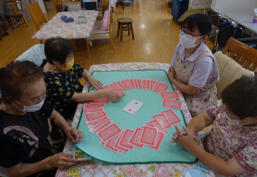 鹿児島スター俱楽部よしの　トランプ　活動