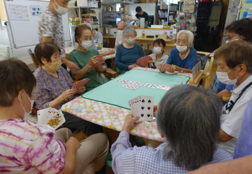 鹿児島スター俱楽部よしの トランプ 活動