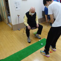鹿児島 デイサービス 地域密着型通所介護事業 スター倶楽部　ゴルフレッスン