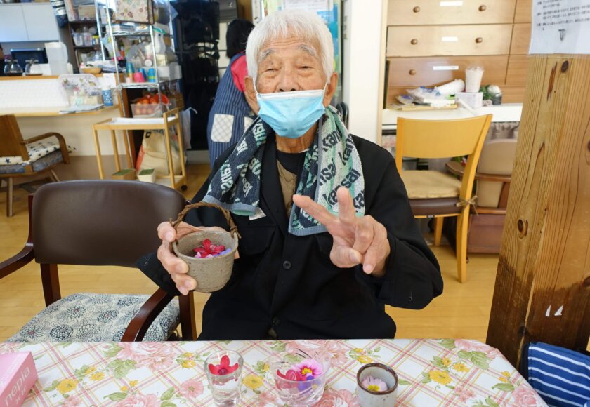 鹿児島スター俱楽部よしの 生け花 完成