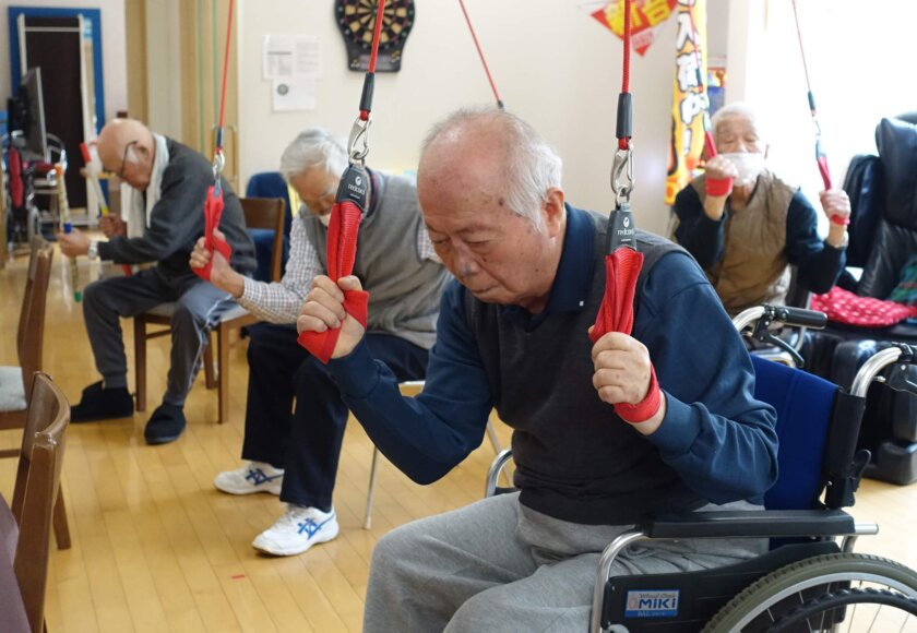 鹿児島ディサービス　レッドコード体操　リハビリ