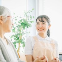 介護保険制度でデイサービスを受けましょう|全額自己負担の条件は?