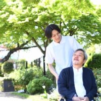 デイサービスに向いている性格とは?｜悩んでしまうときの対処法は?