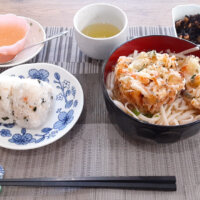 デイサービス 手作り 昼食 スター倶楽部 鹿児島 かき揚げうどん定食