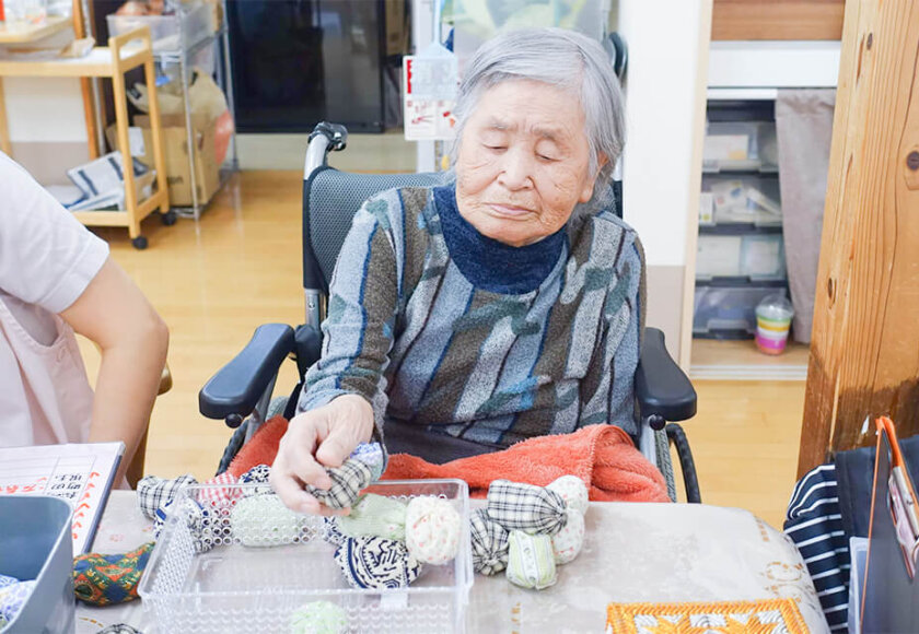 デイサービスで行うレクリエーションにはどんな意味がある?種類は?