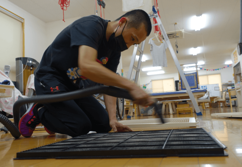 鹿児島ディサービス　エアコン　清掃