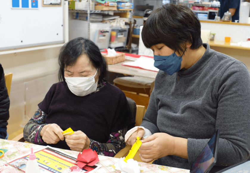 鹿児島ディサービス　しめ縄　活動　