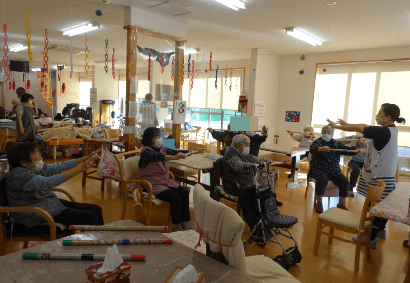 鹿児島ディサービス　棒体操　運動