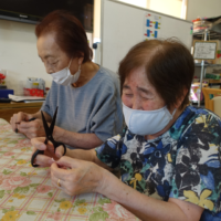 鹿児島ディサービス 創作活動 作業中