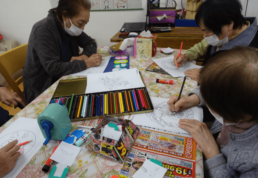 鹿児島ディサービス　正月飾り　創作活動