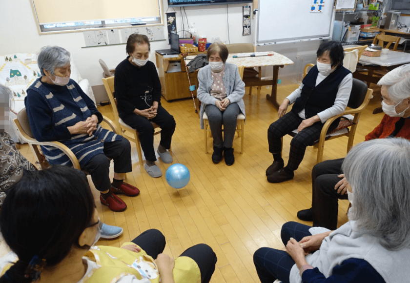 鹿児島ディサービス 全体体操 下肢メイン