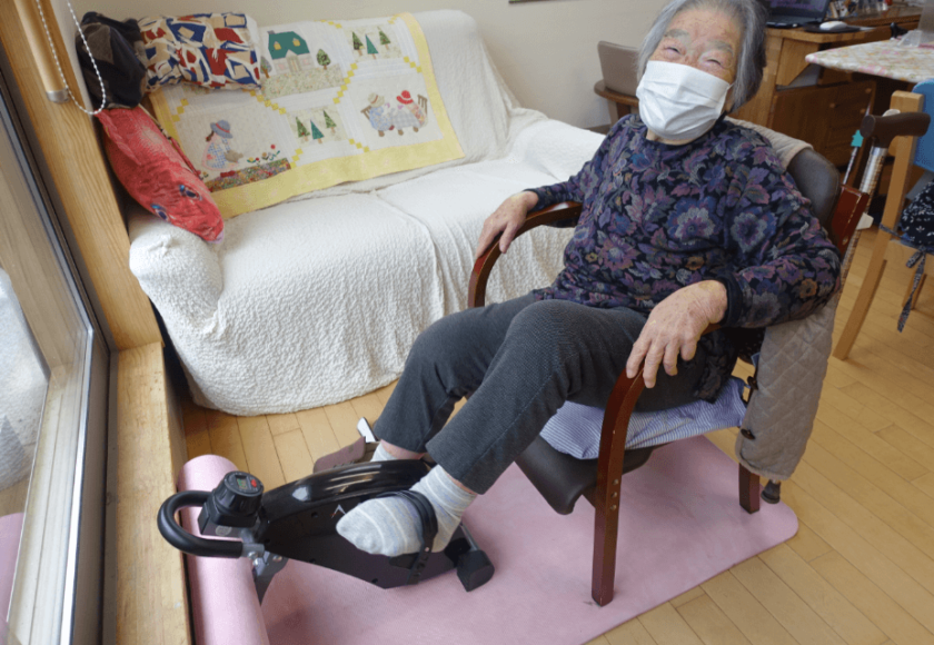 鹿児島ディサービス　運動　マシン