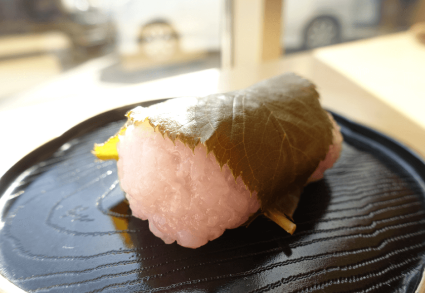 鹿児島ディサービス　桜餅　おやつ