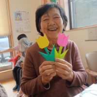 鹿児島デイサービス 創作活動 チューリップ