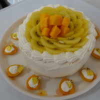 鹿児島ディサービス　誕生日　手作りケーキ