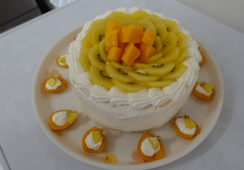 鹿児島ディサービス 誕生日 手作りケーキ