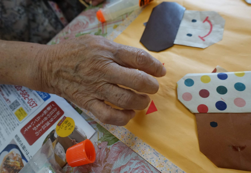 鹿児島デイサービス　創作活動　折り紙