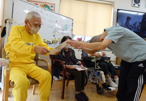 鹿児島　デイサービス　誕生日会　