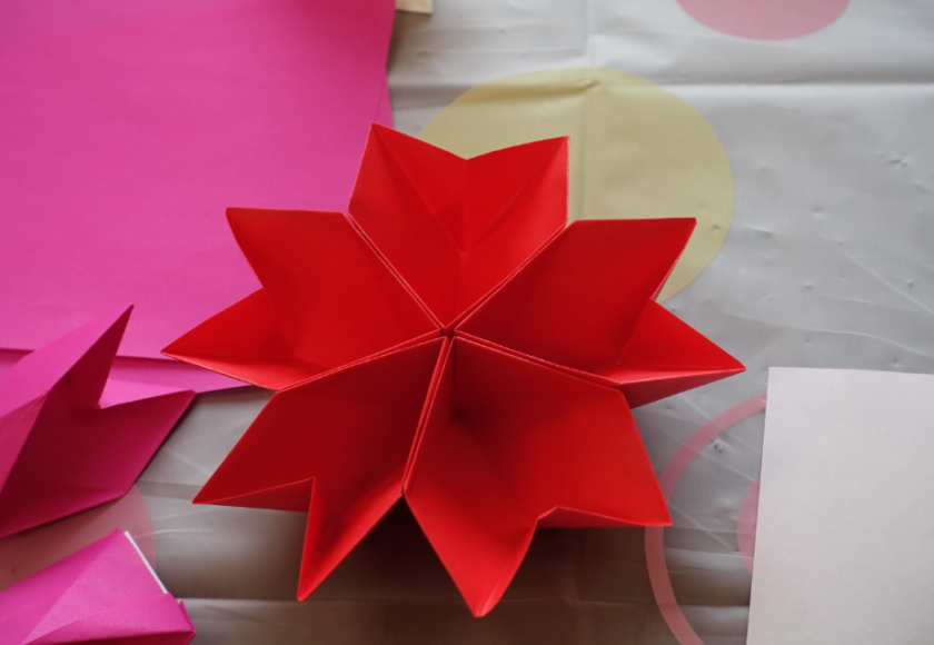 鹿児島ディサービス　創作活動　花小物入れ